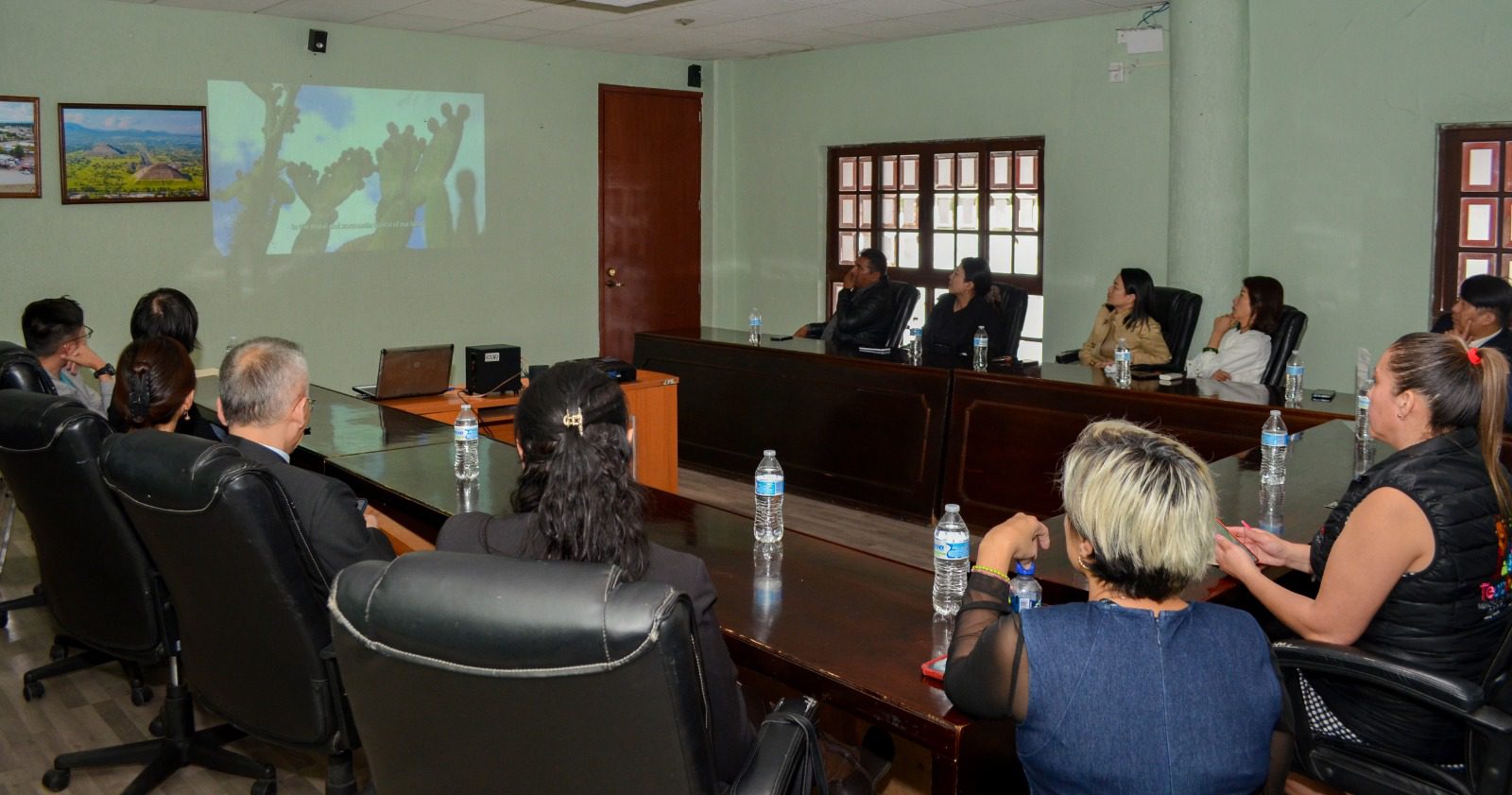 1697812760 976 Este dia recibimos en el Palacio Municipal a una delegacion