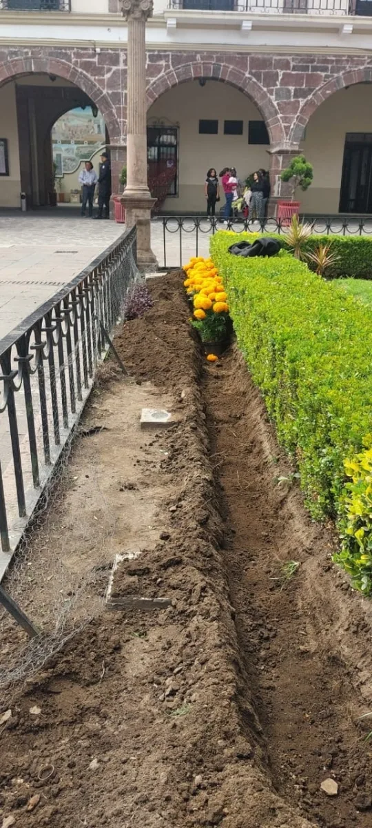 1697841931 866 Ante la celebracion de Dia de Muertos estamos decorando con