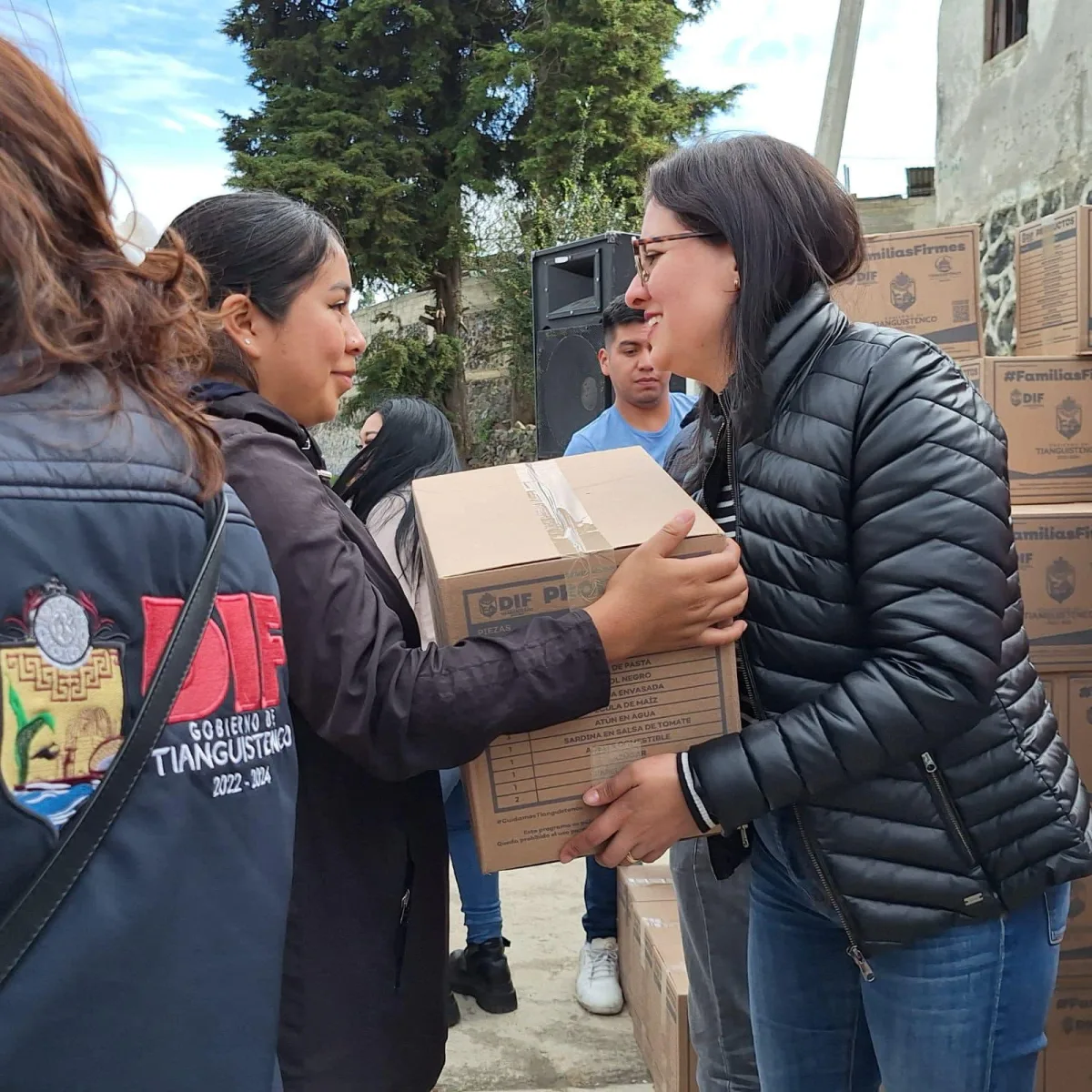 1697845854 Hicimos entrega de la canasta alimentaria FamiliasFirmes en LaMagdalena LaLa