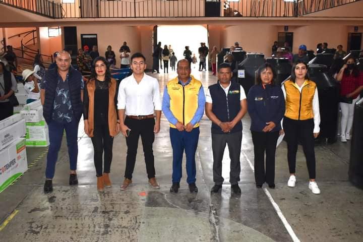 1697891027 317 EntregadeApoyos El Gobierno Municipal de Ayapango el cualdignamente preside el