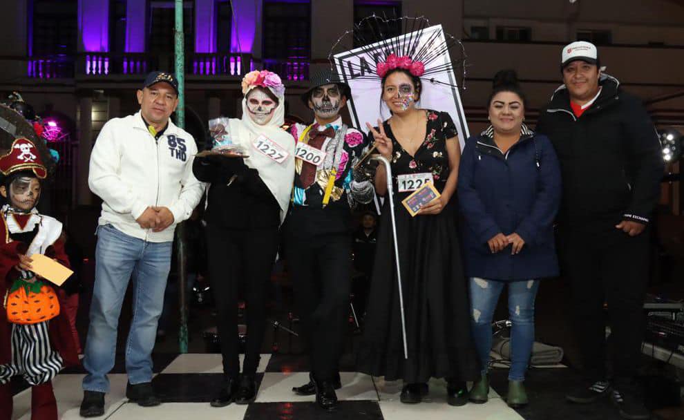 1697981708 233 Festival DiaDeMuertos 2023 llevamos a cabo la Rodada de Catrinas