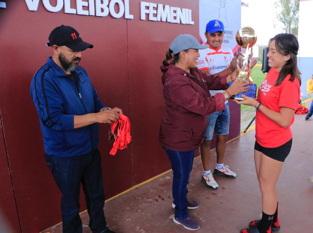 1698062985 741 Llego a sus finales el Promocional de Voleibol Femenil Erika