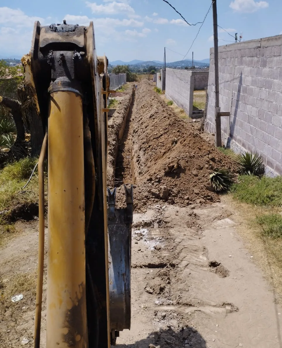 1698077662 Por ordenes del Presidente Municipal hemos llevado a cabo la jpg