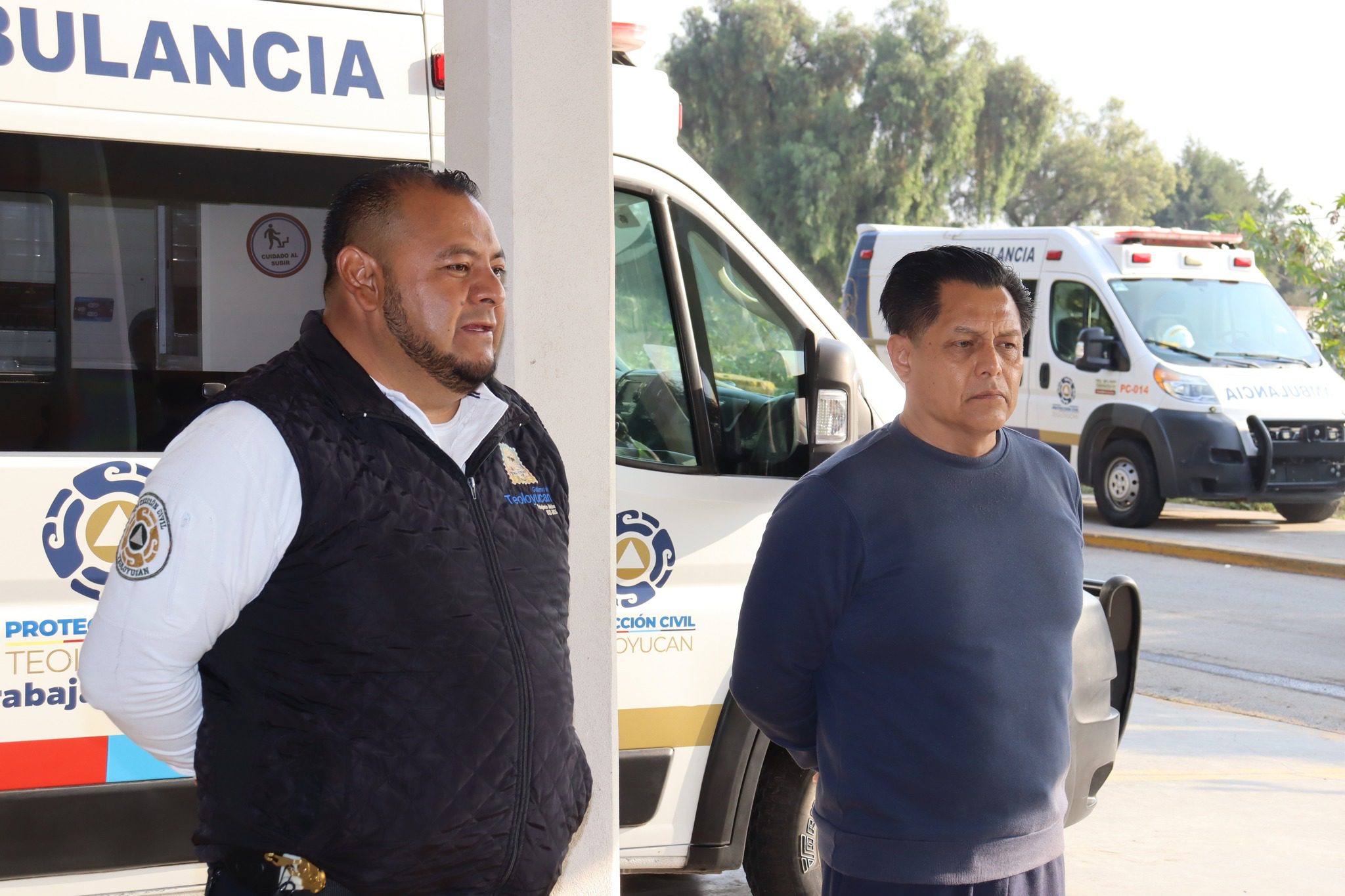 1698079573 31 Entrega de botas de seguridad Esta Manana el Presidente Municipal