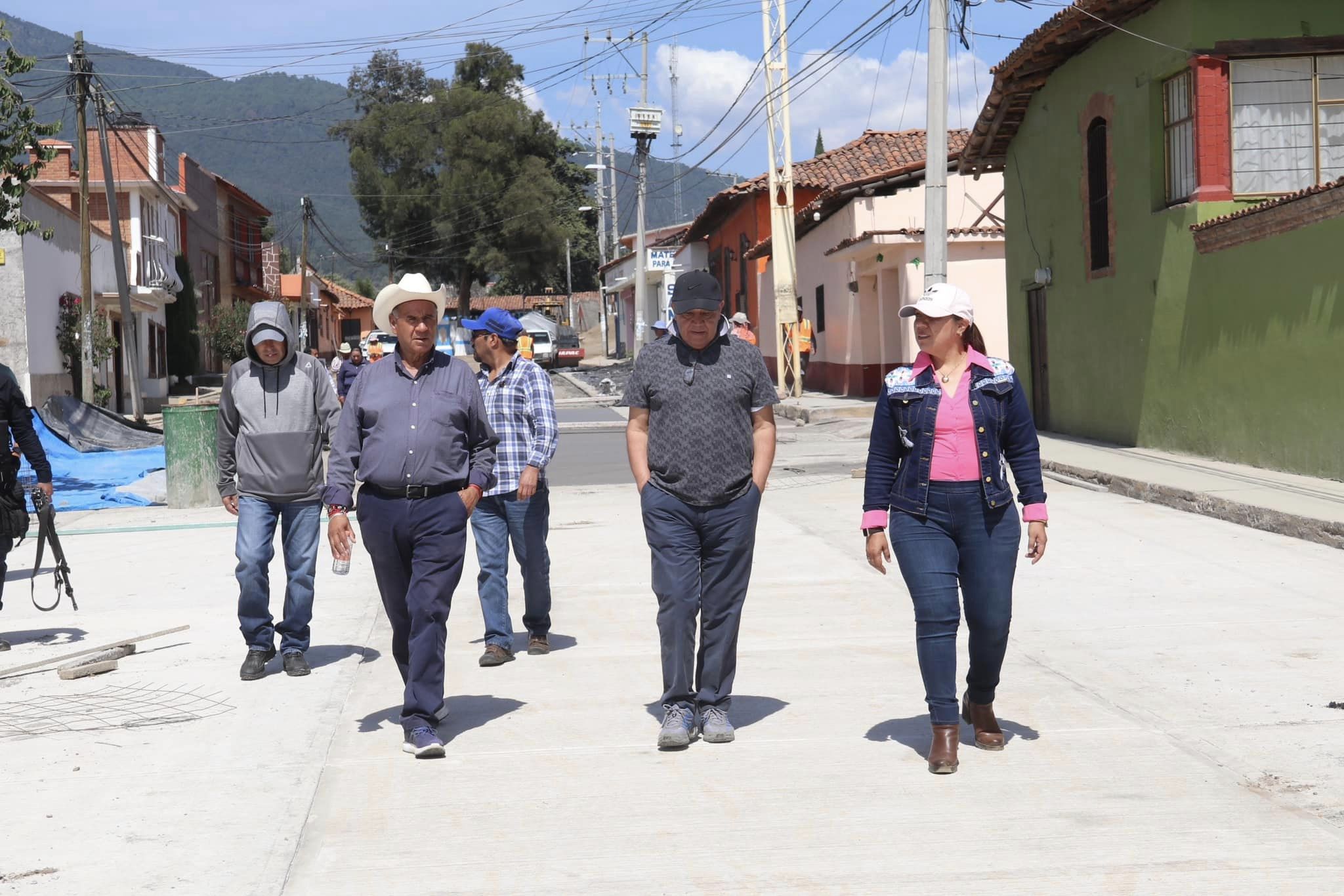 1698080737 706 En gira de trabajo el Presidente Municipal Jesus Cedillo Gonzalez