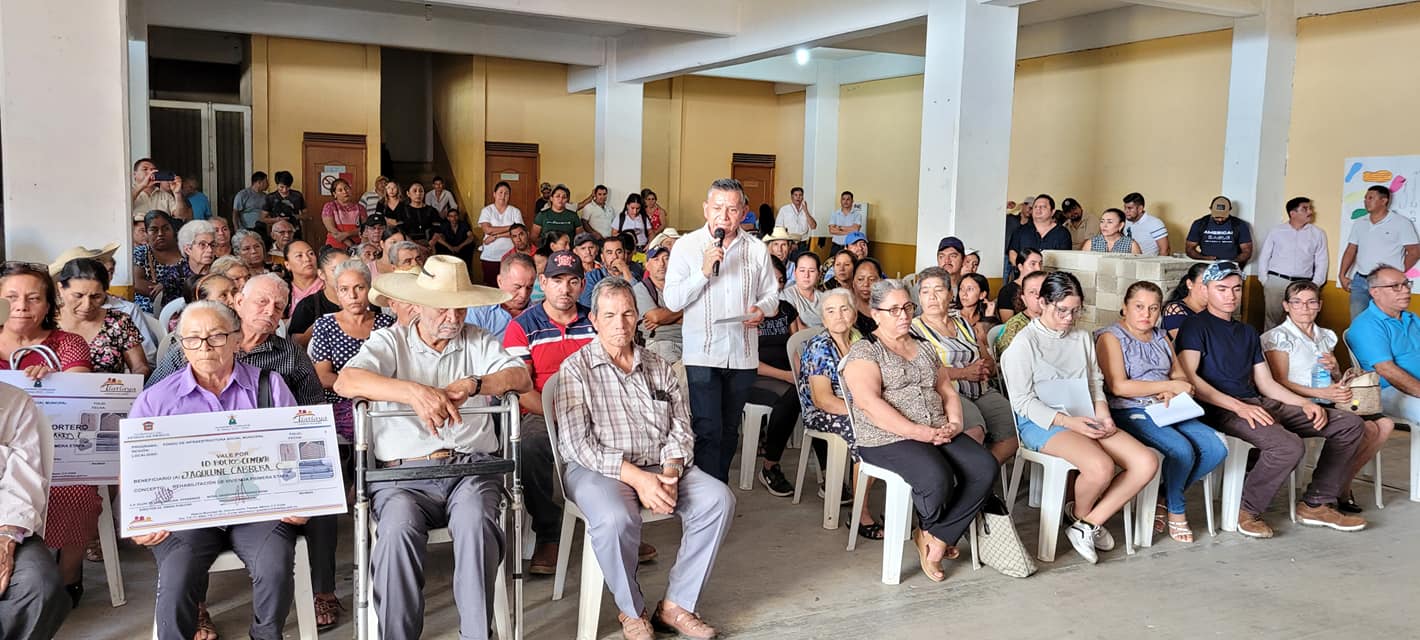 1698090587 662 Estamos realizando la entrega de materiales de apoyo a la