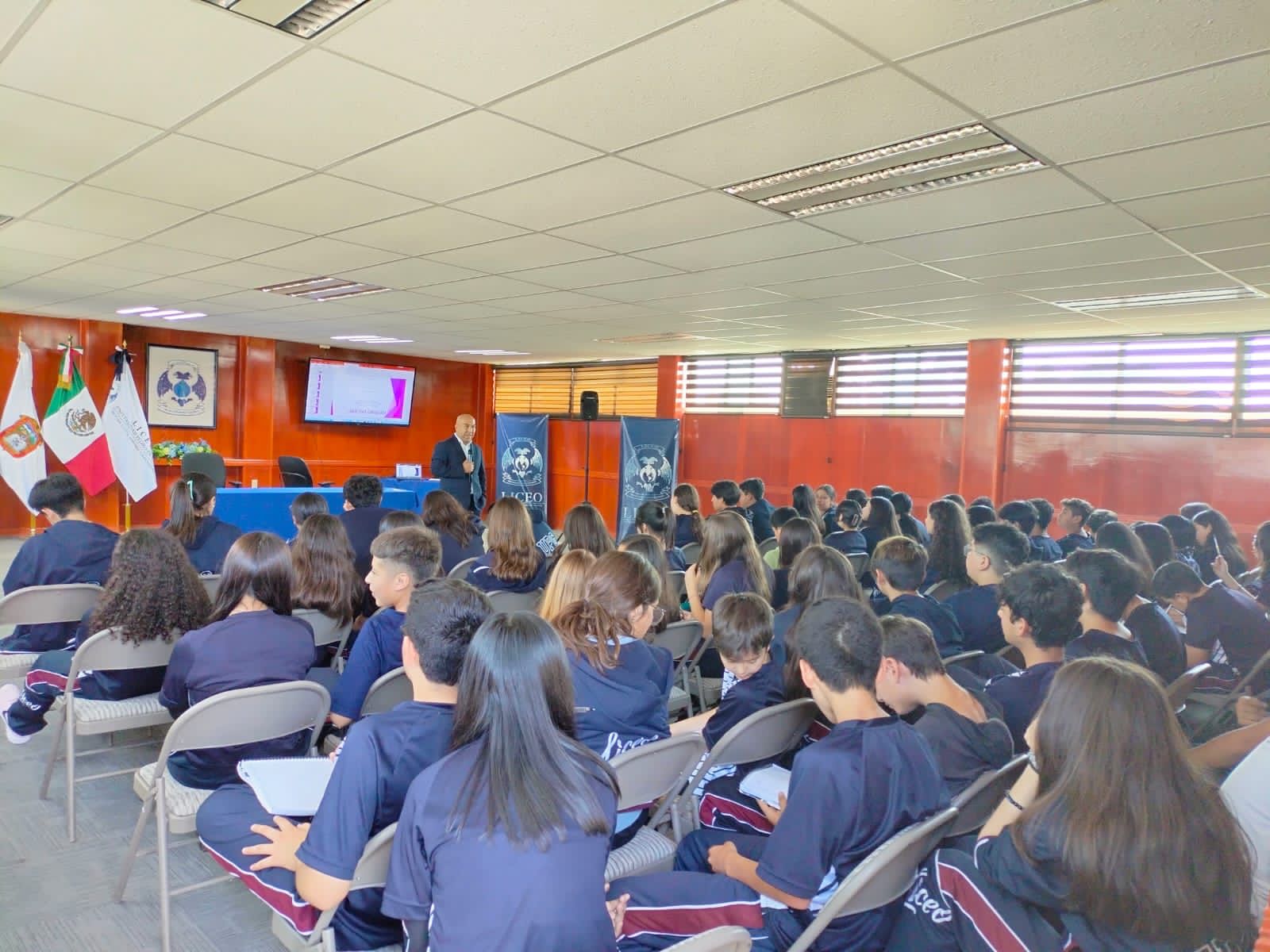 1698165796 106 La Defensoria Municipal de los Derechos Humanos de Texcoco impartio