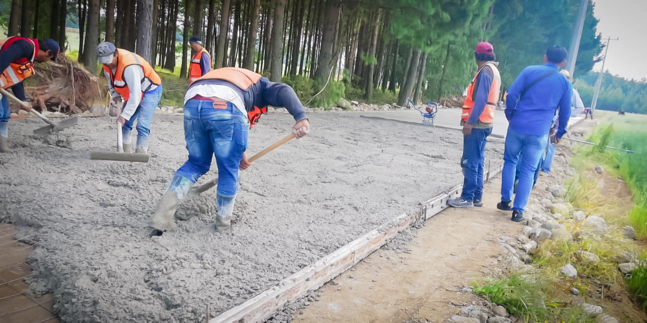 1698180127 587 En la comunidad de Monte de Pena estamos trabajando en