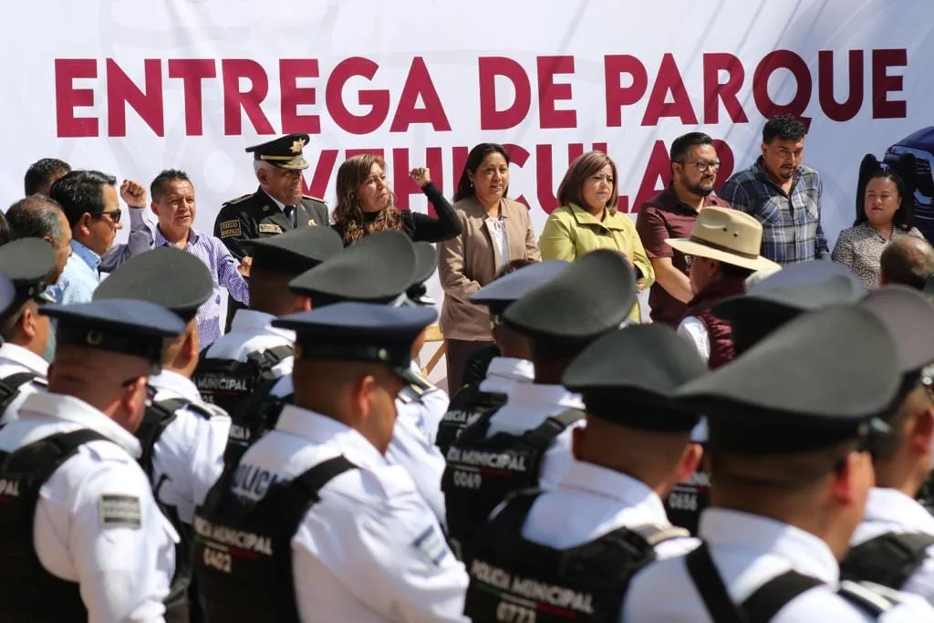 1698182157 ENTREGA DE PARQUE VEHICULAR CONTRIBUIRA A LA MEJORA DE SERVICIOS jpg