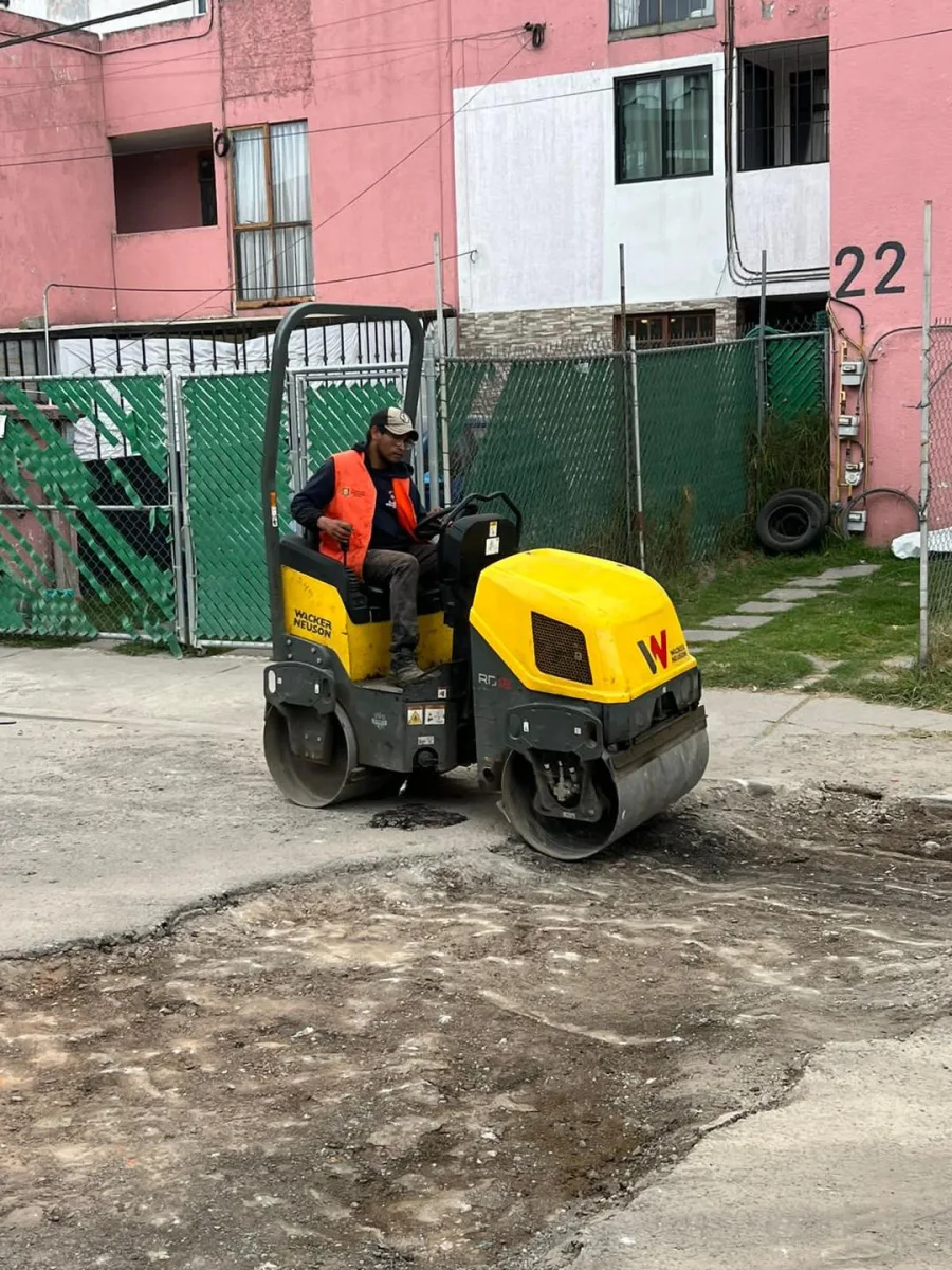 1698188578 999 El EscuadronTapaTuBache hoy lo dio todo en la calle Hda