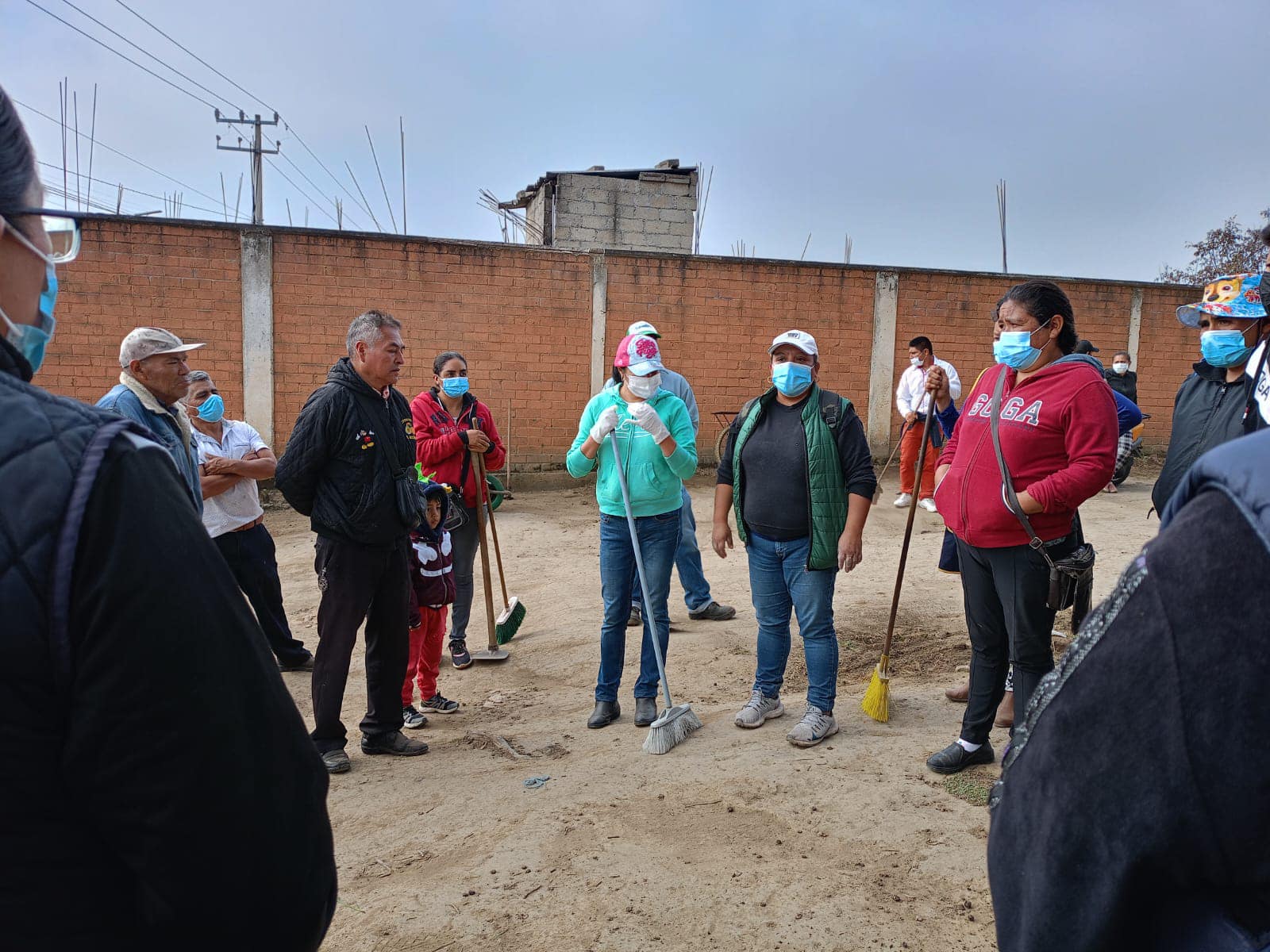 1698190458 827 Este sabado se llevo a cabo la jornada de limpieza