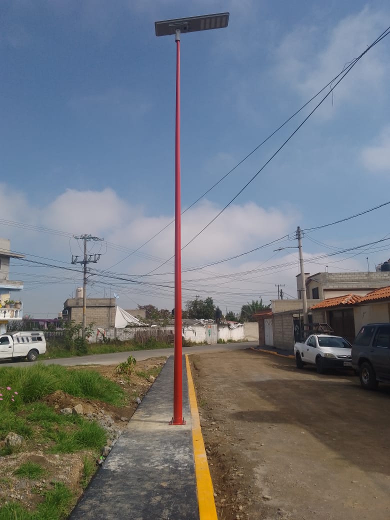 1698191746 81 El Gobierno Municipal de Texcalyacac coloco luminarias en diferentes puntos