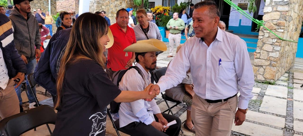 1698241726 347 Somos un gobierno cercano a la gente tlatlayagobiernodetrabajo