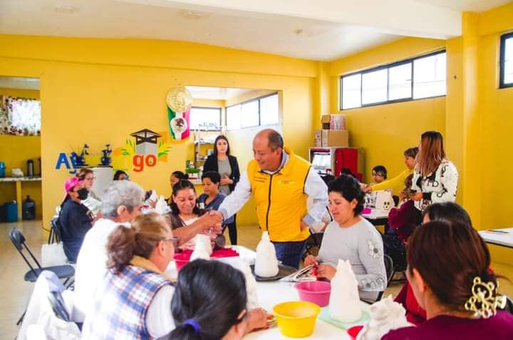 1698244208 268 InicioDeCurso Pintura en Ceramica El Gobierno Municipal de Ayapango