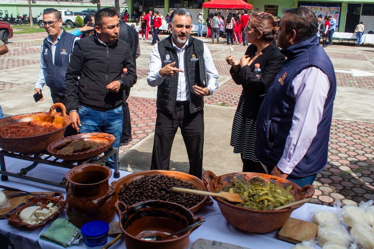 1698412512 771 GOBIERNO DE CHIMALHUACAN Y COBAEM PROMUEVEN CONSUMO LOCAL Y SALUDABLE