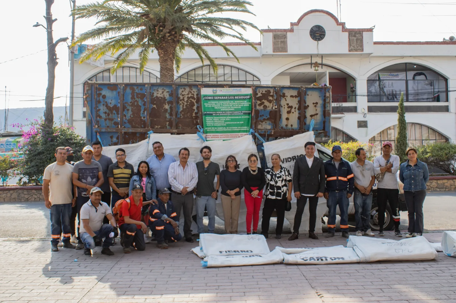 1698421033 El Ayuntamiento Municipal junto con la Direccion de Servicios Publicos scaled