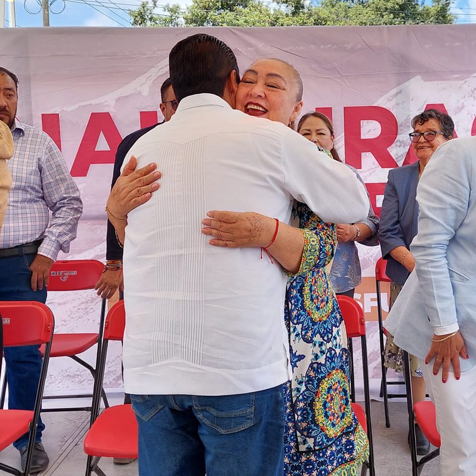 1698445757 153 Nuestro presidente municipal Felipe Arvizu junto con su honorable cabildo