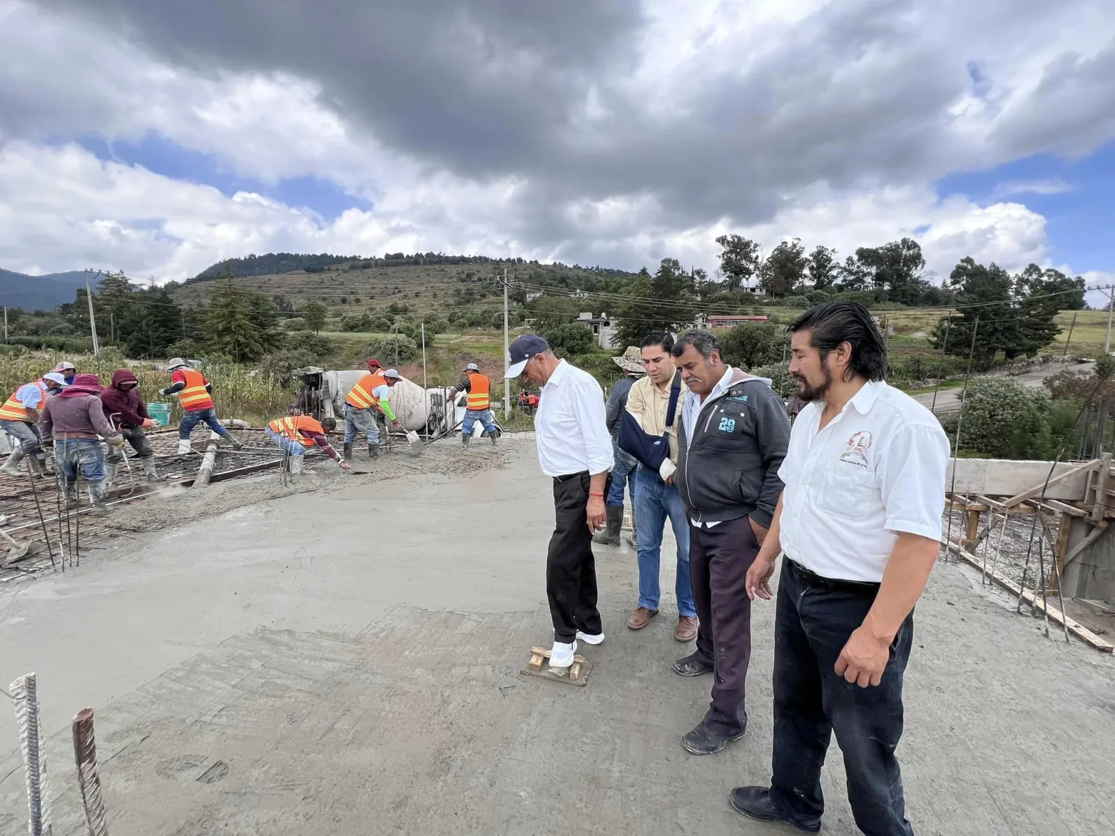 1698448311 El dia de hoy el Presidente Municipal Jesus Cedillo Gonzalez scaled