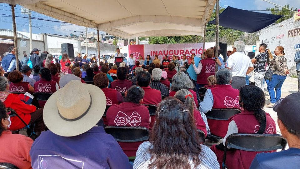 1698495917 631 Con gran regocijo alegria y baile fueron recibidas las autoridades