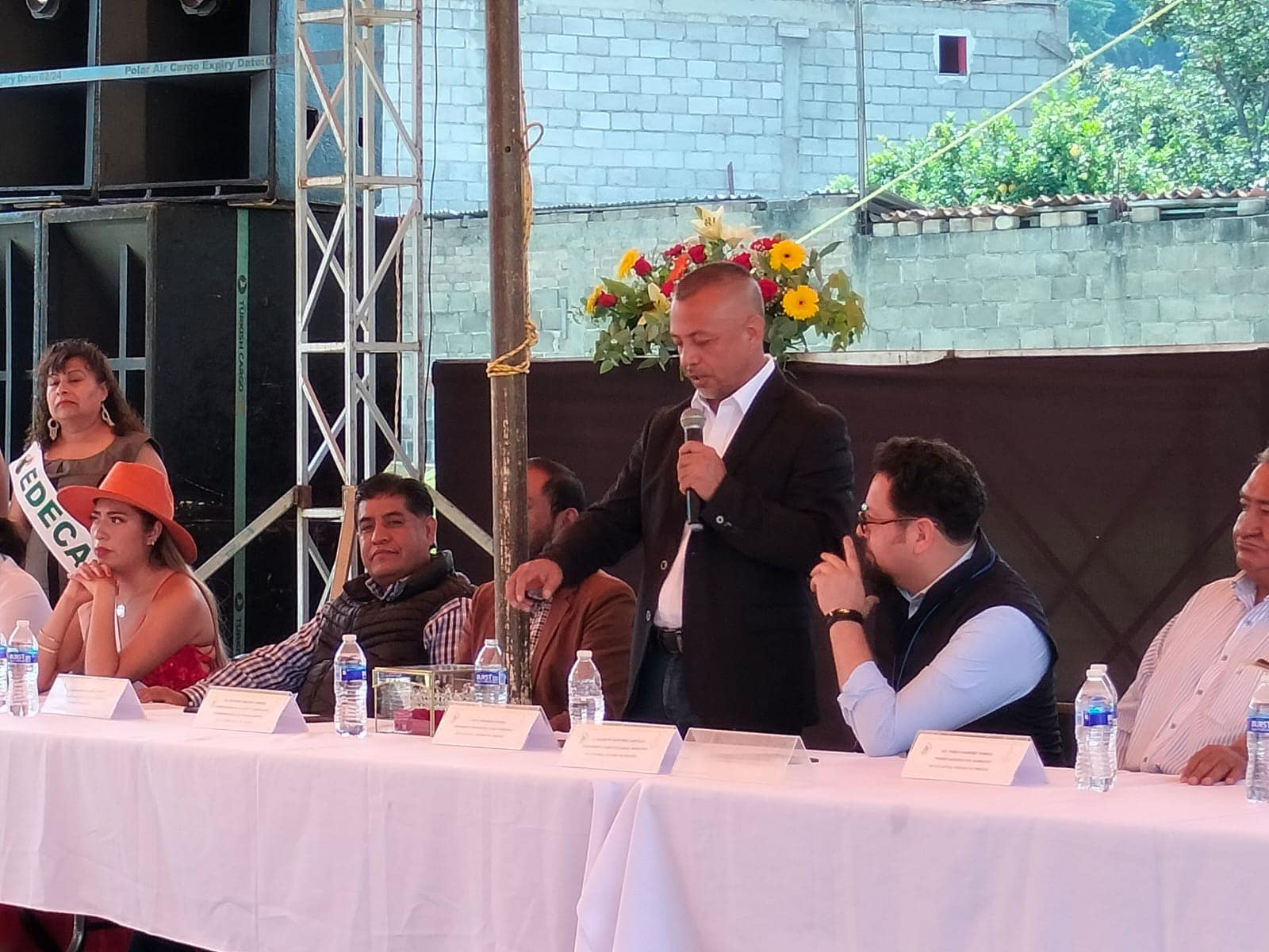 EL PRESIDENTE MUNICIPAL RAUL NAVARRO RIVERA RECONOCE EL TRABAJO Y