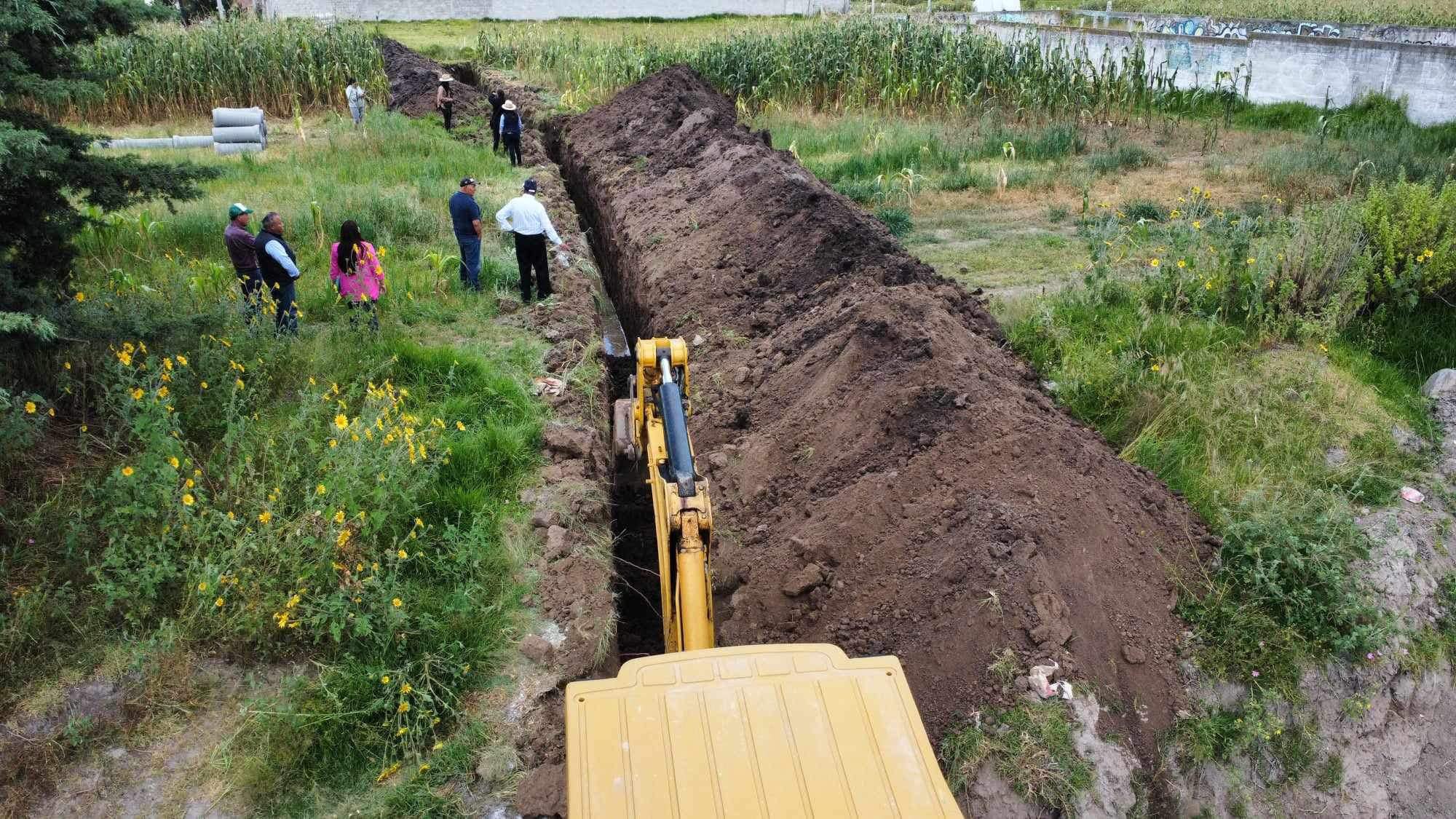 El Alcalde Jesus Cedillo Gonzalez superviso la obra de construccion