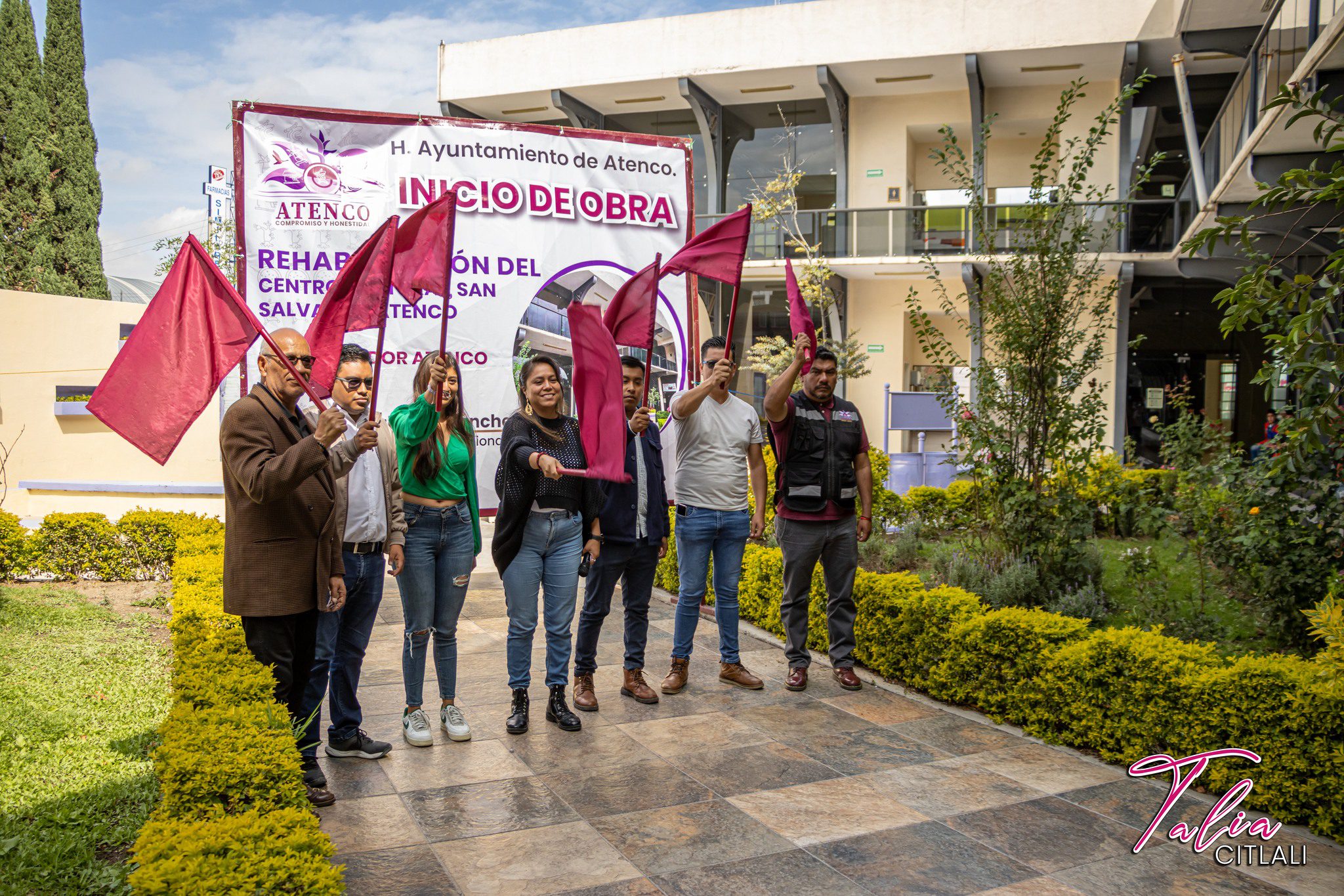 Hemos dado inicio a la obra que rehabilitara el Centro