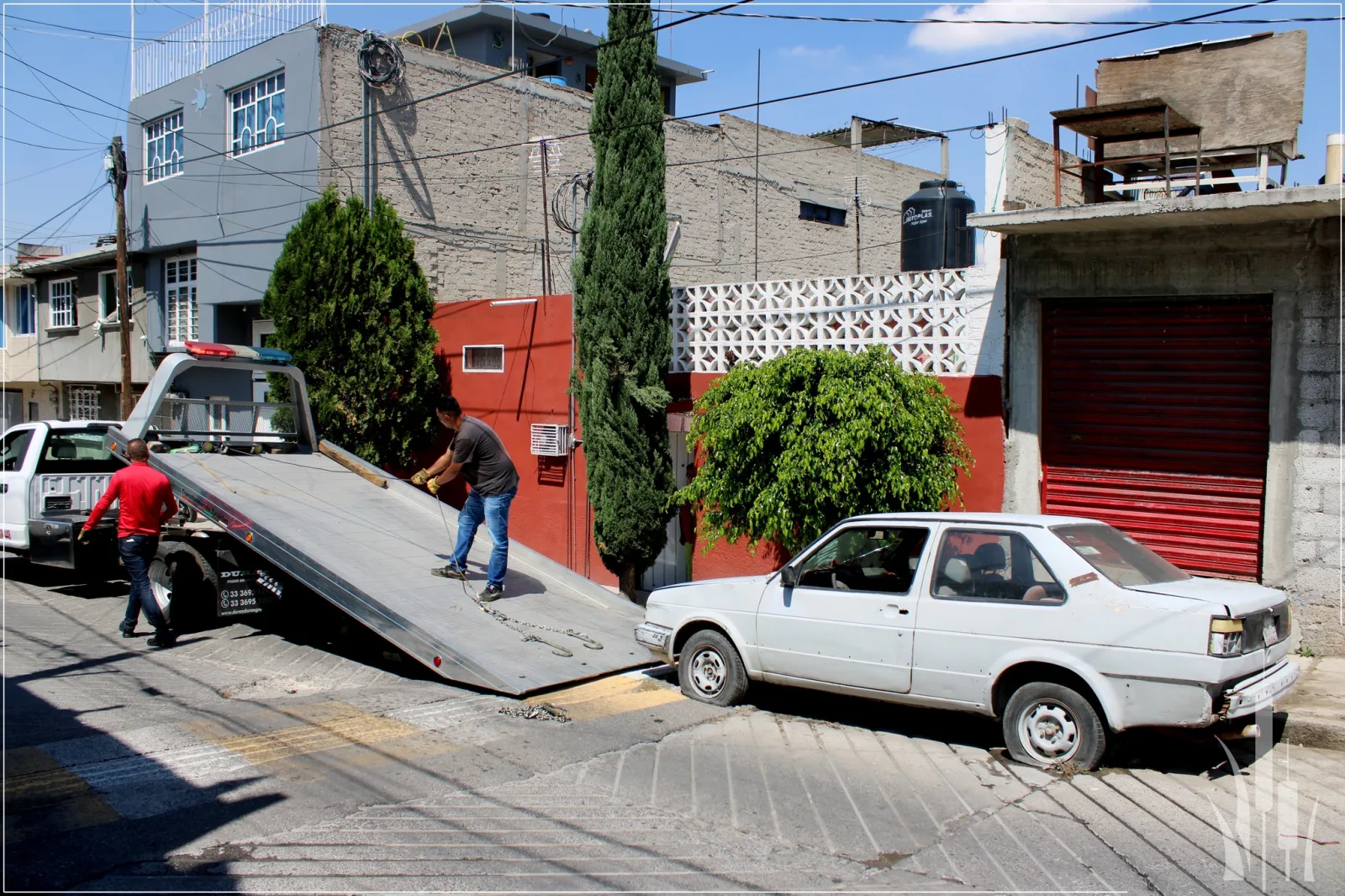 Retiro de 𝐯𝐞𝐡𝐢́𝐜𝐮𝐥𝐨𝐬 𝐚𝐛𝐚𝐧𝐝𝐨𝐧𝐚𝐝𝐨𝐬 en colonia La Joya Todas estas scaled