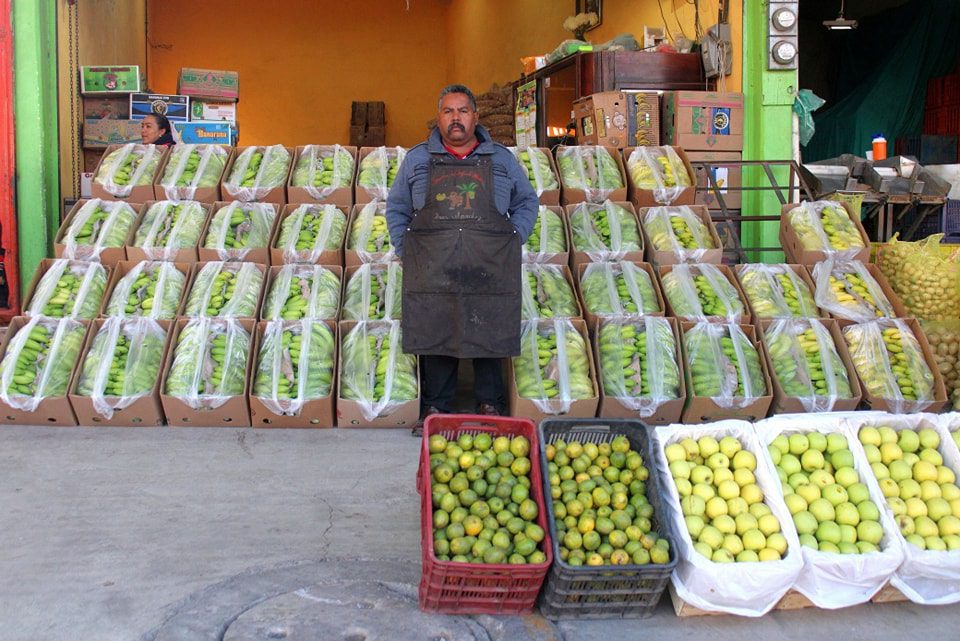 ¡Celebremos el Dia de Muertos con frutas frescas de temporada