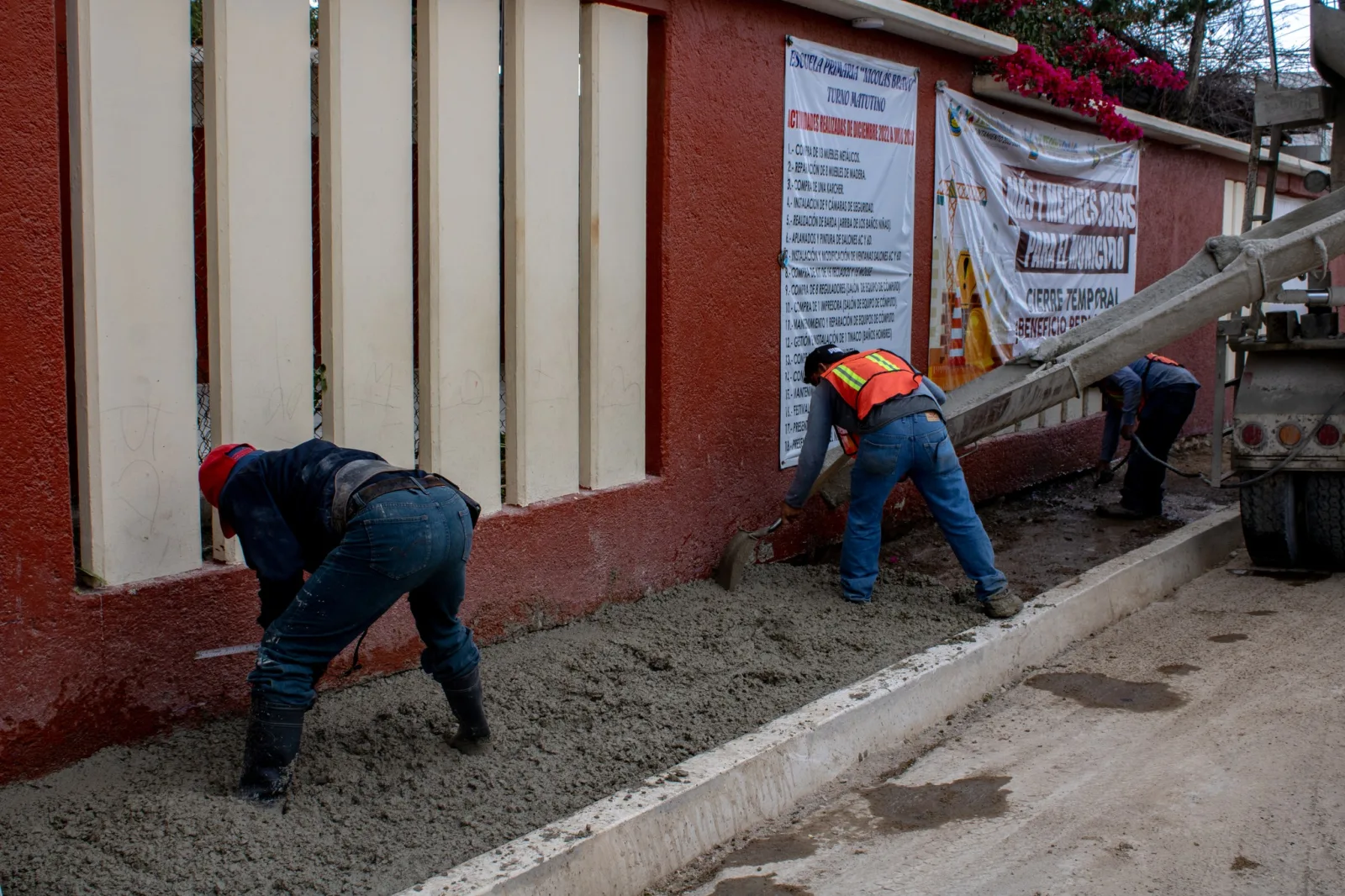 ¡TRABAJAMOS POR LA TRANSFORMACION DE NUESTRAS CALLES Vecinas y vecinos scaled