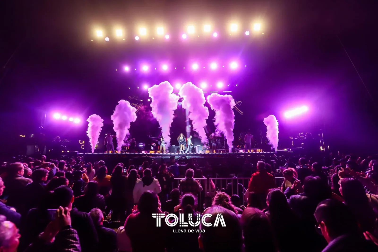 ¡Toluca vibra al ritmo de Gloria Trevi en un concierto scaled