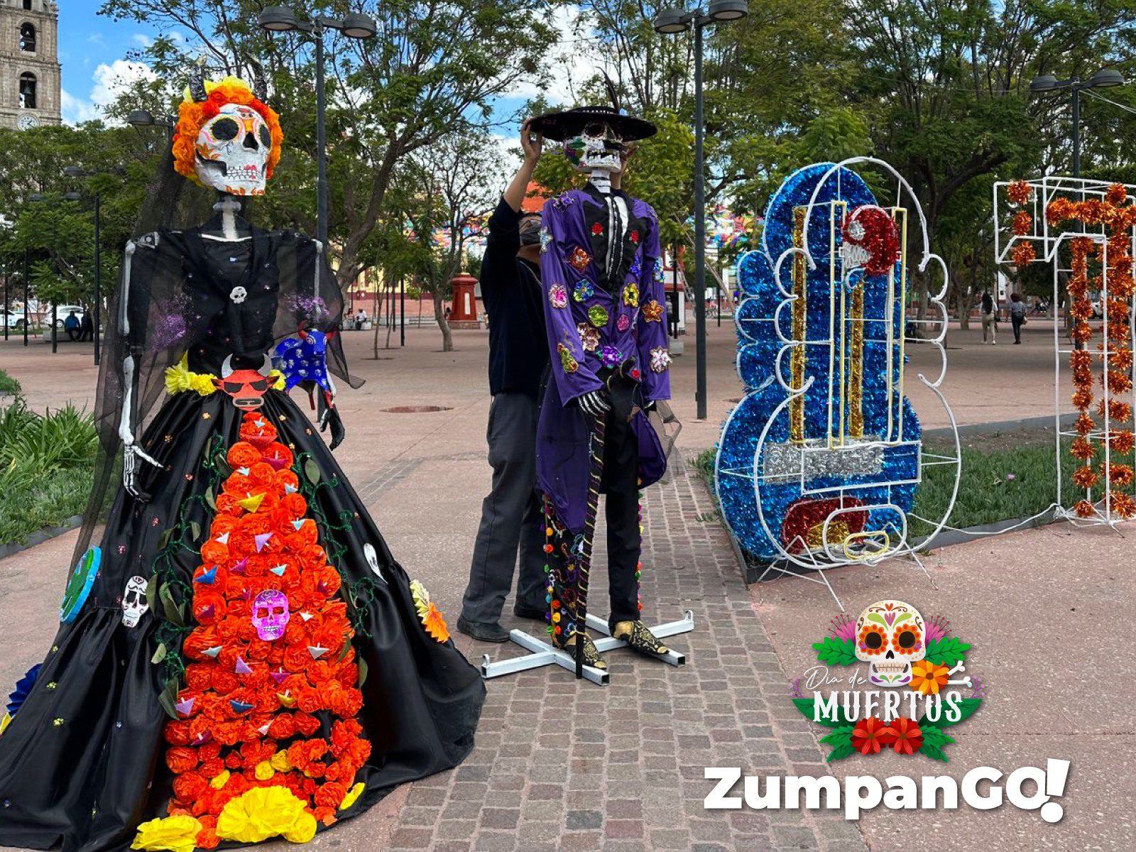 ¡YA ESTAN LLEGANDO LAS CATRINAS MONUMENTALES Zumpanguenses las catrinas monume