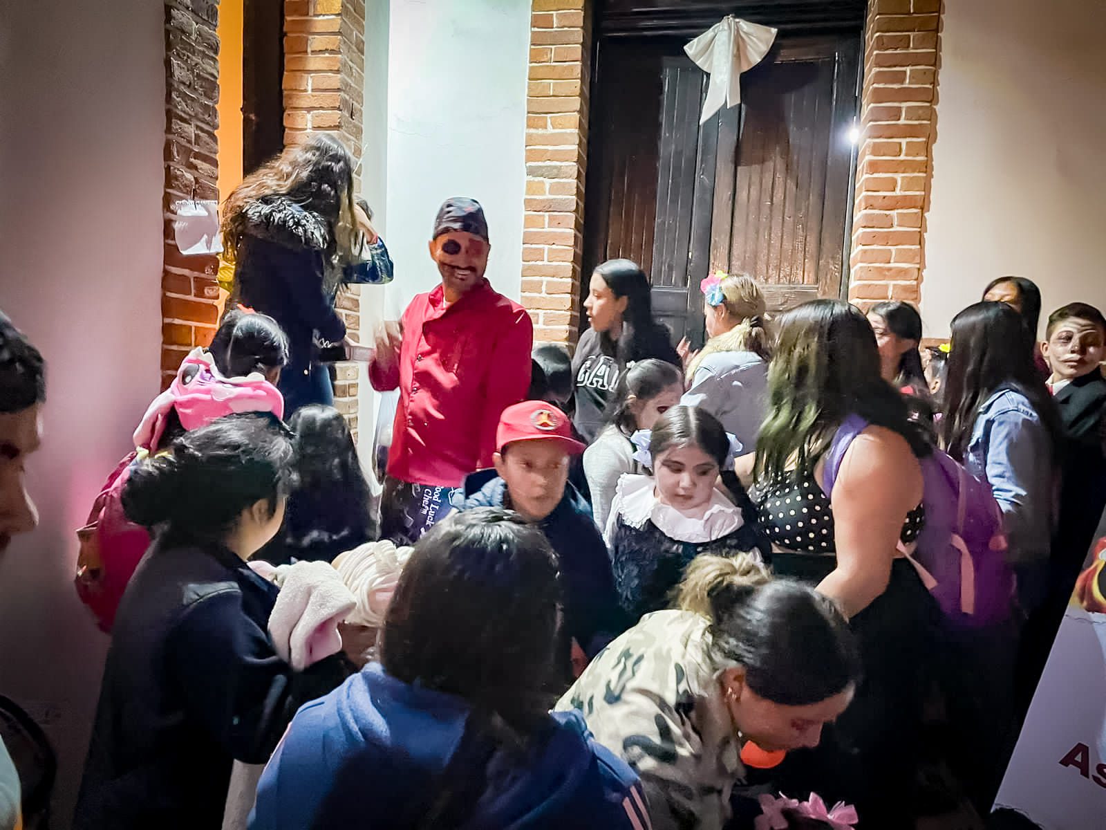 1699016351 22 Hoy las calles de nuestro municipio se llenaron de magia