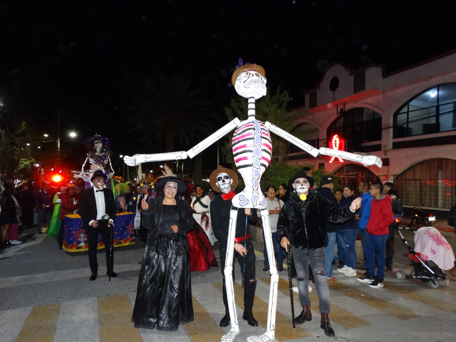 1699019624 447 ¡Dia de Muertos en Tequixquiac un desfile lleno de tradicion