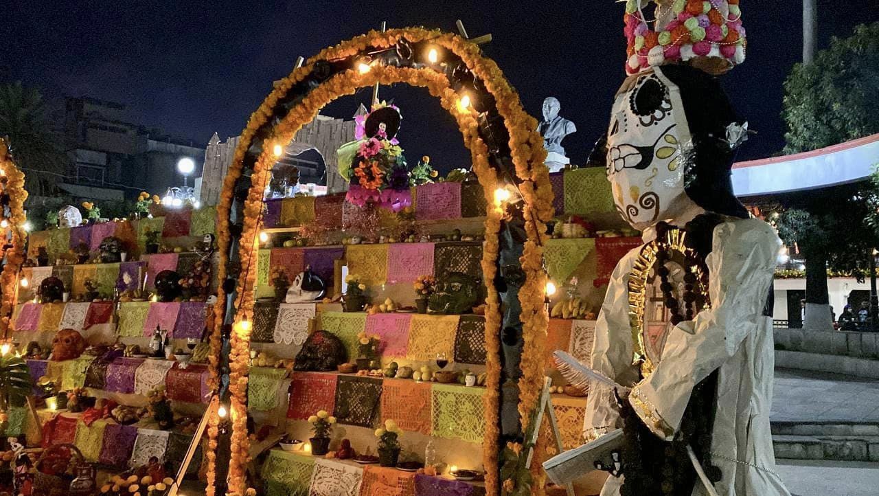 1699023160 166 Aun estas a tiempo de visitar la MegaOfrenda de Dia