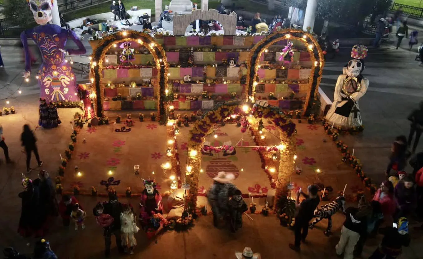 1699023177 Aun estas a tiempo de visitar la MegaOfrenda de Dia jpg