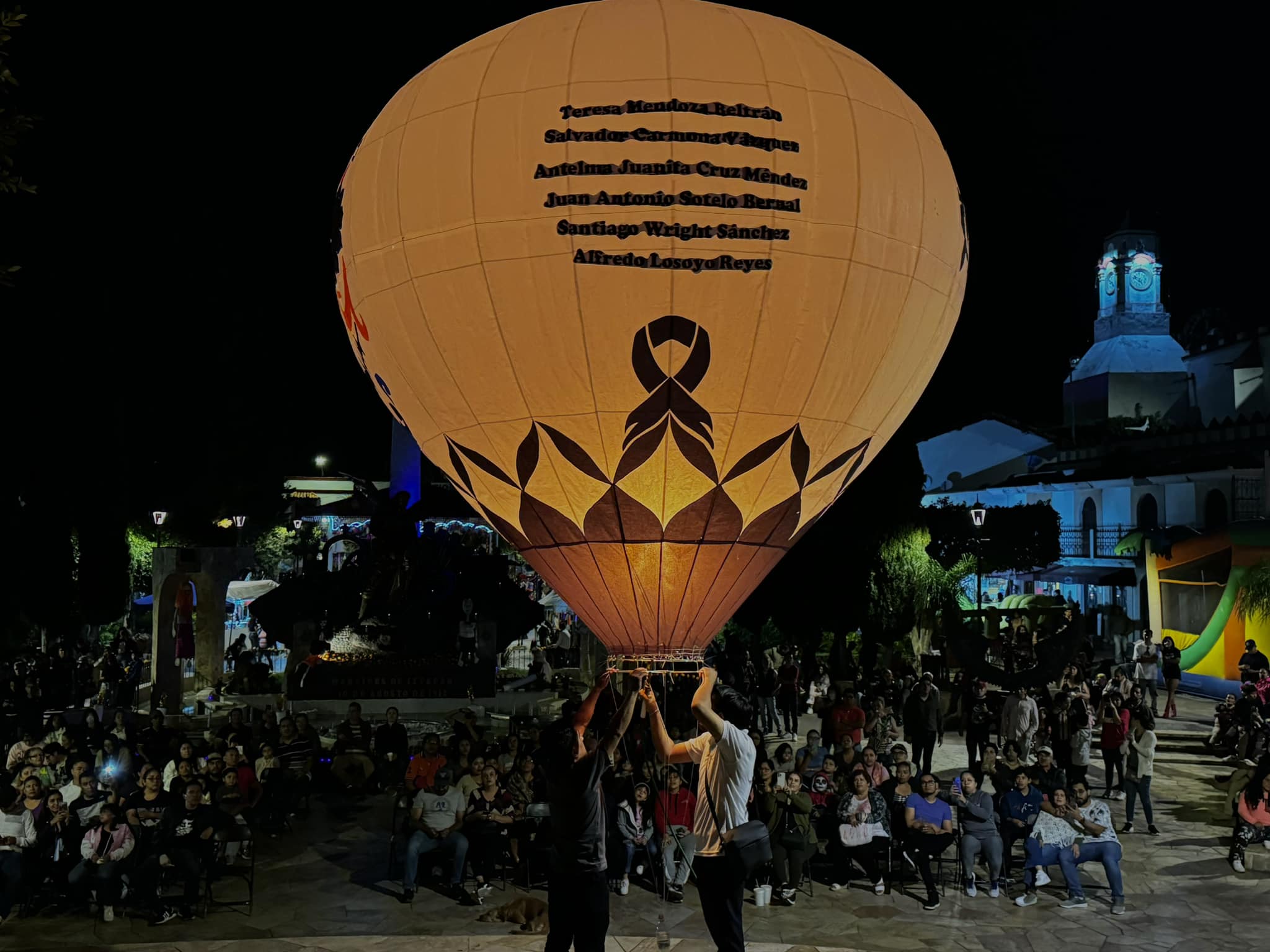 1699047232 310 El Festival Vela Nueva lleno de colores flores recuerdos a