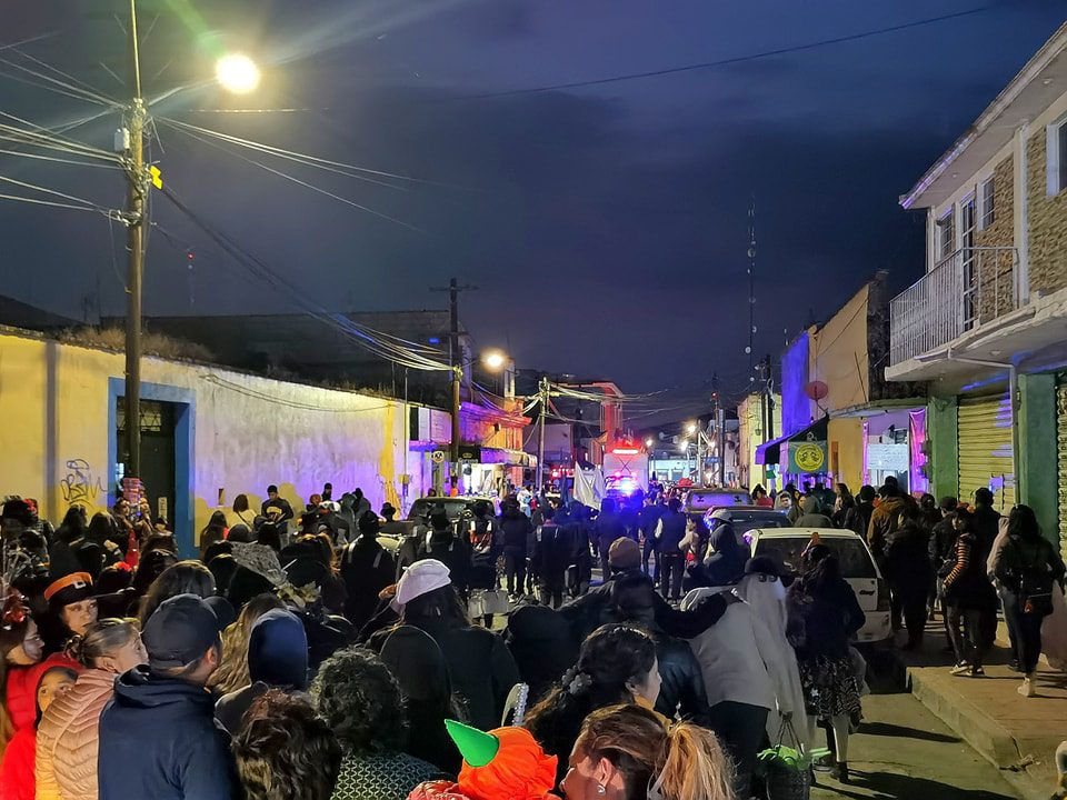 1699053682 831 ¡Que emocionante y espeluznante fue la caravana del Dia de