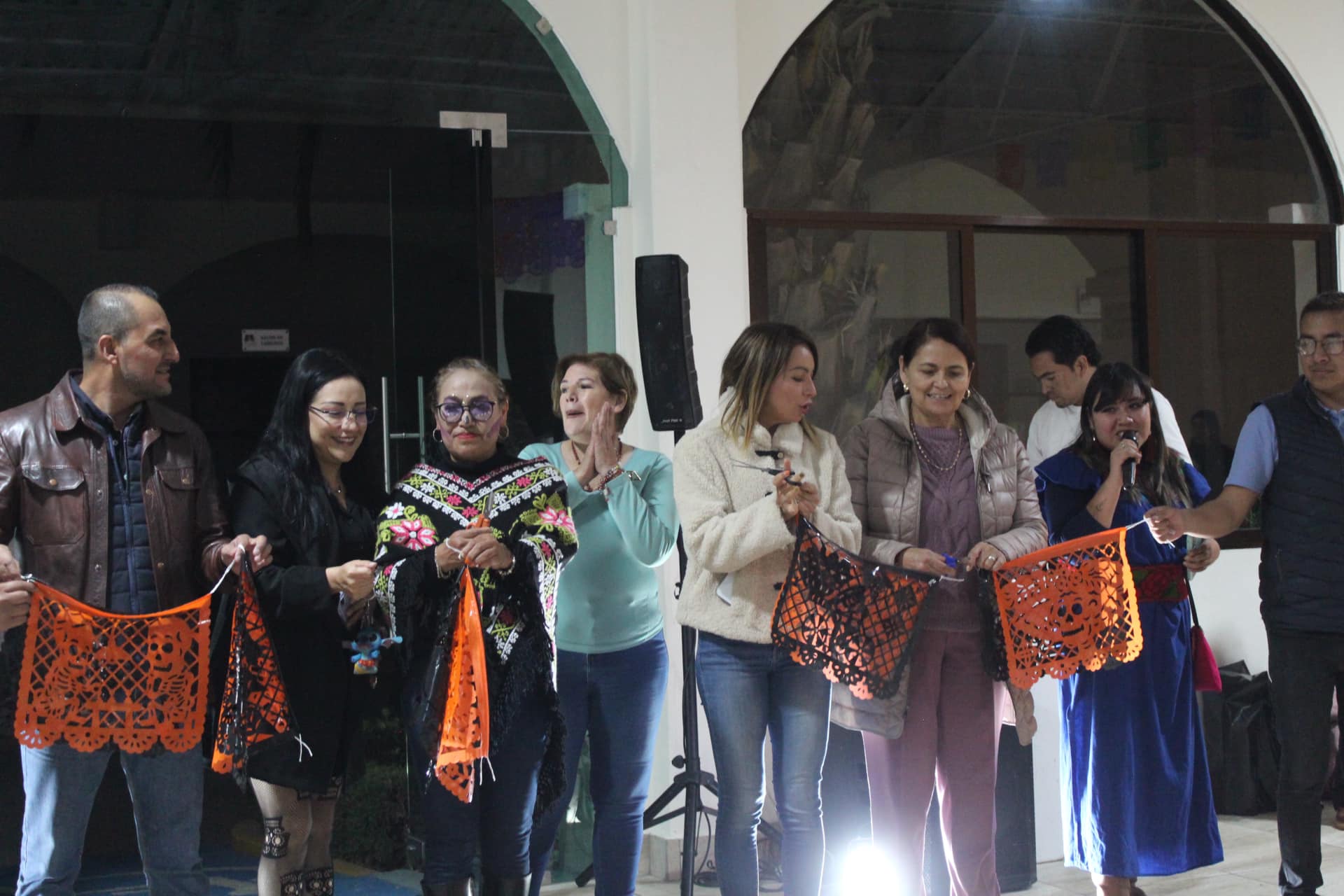 1699103991 652 Inauguracion de la Ofrenda de Dia de Muertos La estacion