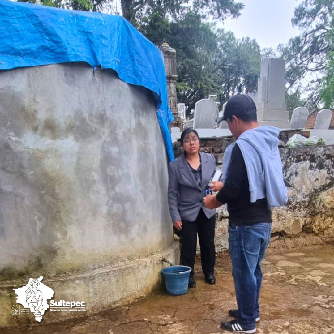 1699105988 289 El equipo de Agua y Saneamiento de Sultepec esta comprometido