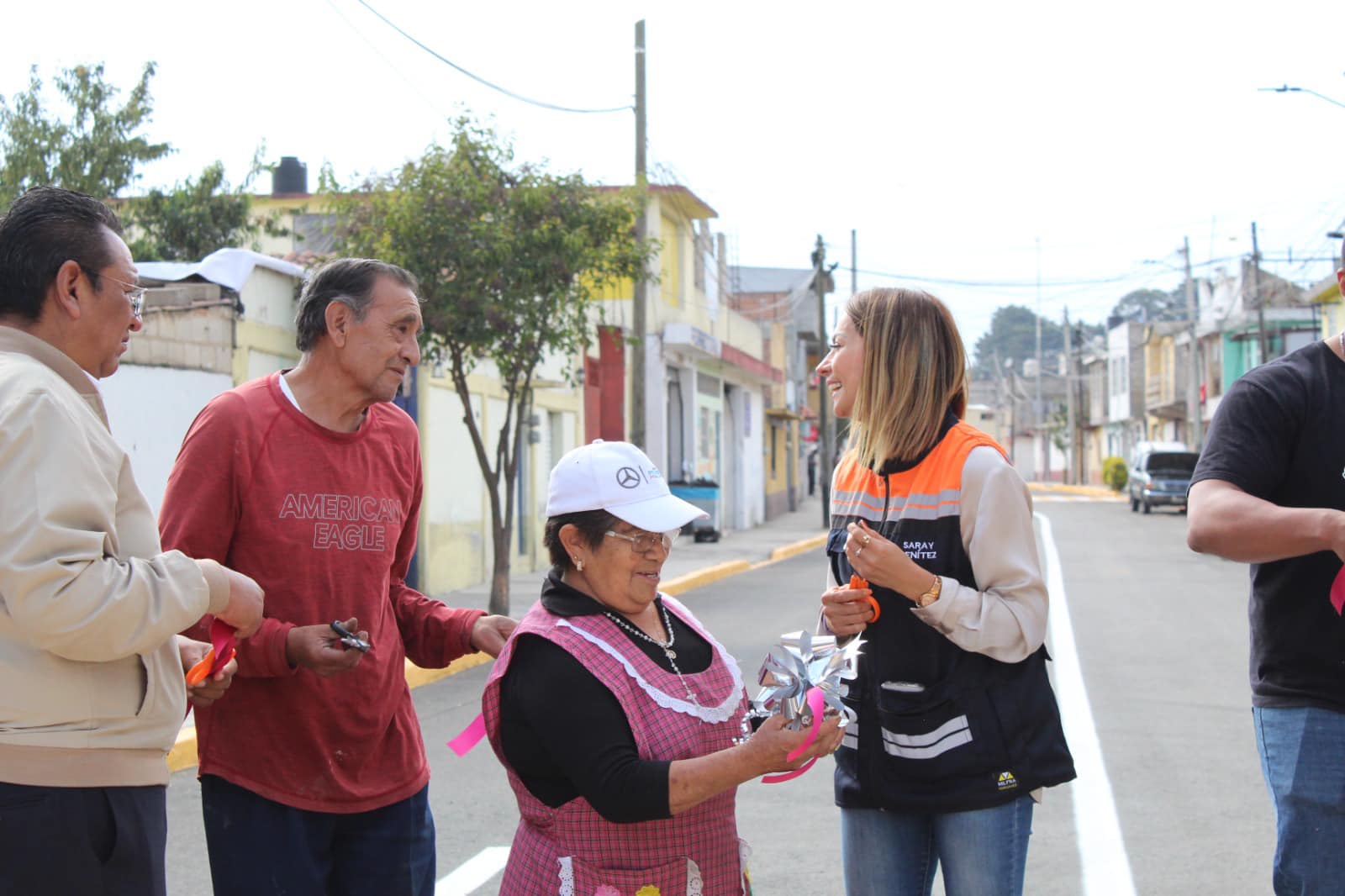 1699111279 856 El dia de hoy en compania del cabildo y vecinos