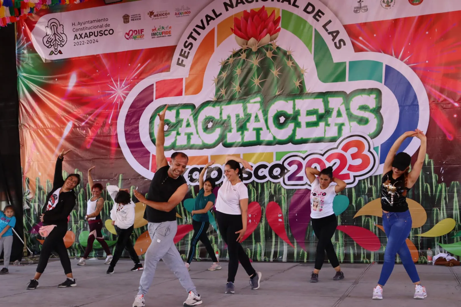 1699120038 Agradecemos la participacion de la Mega Clase de Zumba en scaled