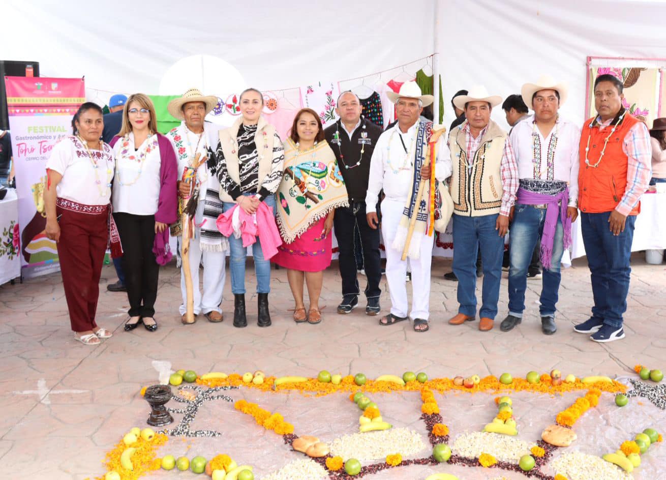 1699121379 Festival Gastronomico y Artesanal Toho Tsaxmagu en San Antonio Acahualco