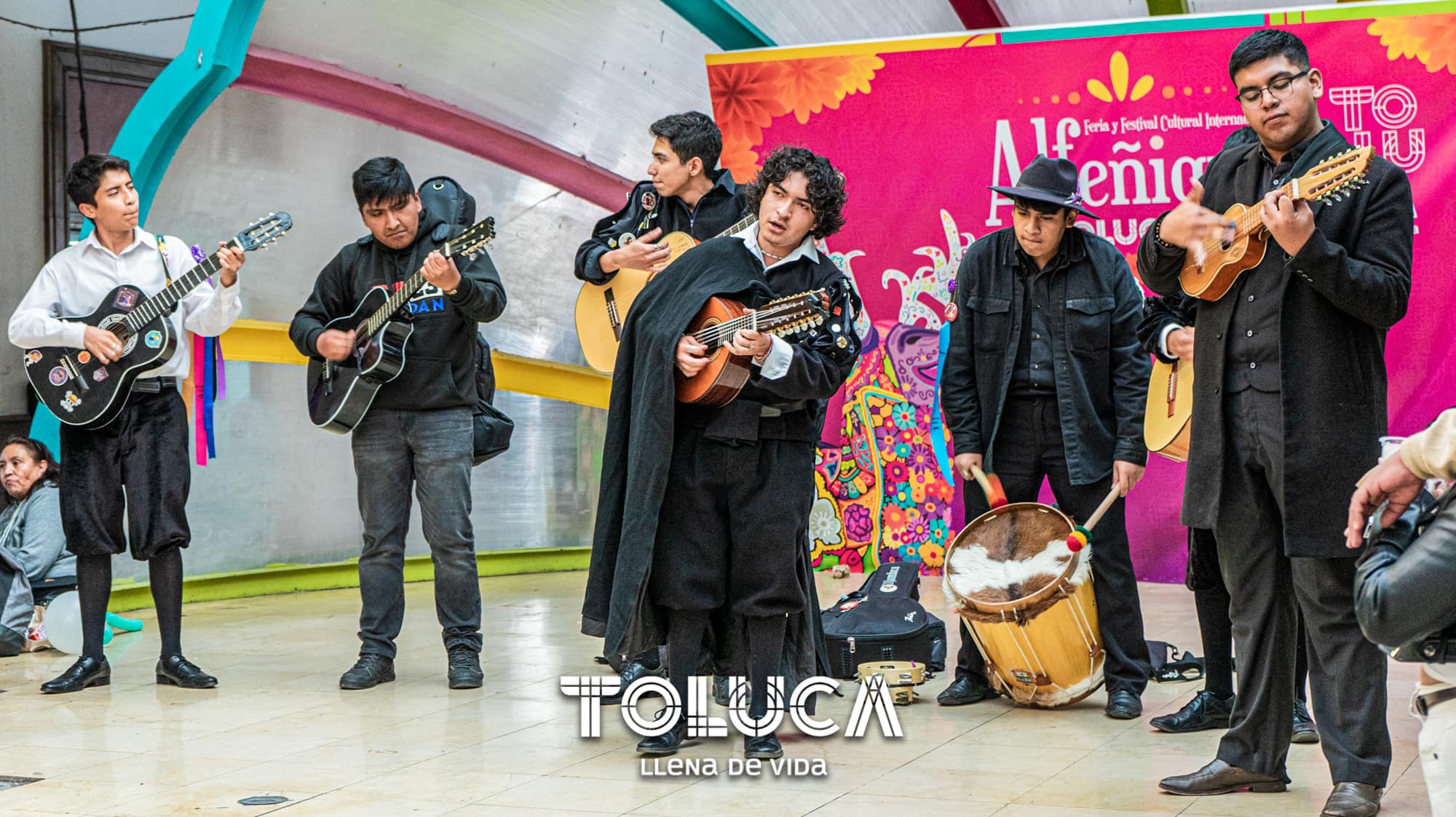 1699218419 952 ¡Asi se vive nuestro Centro Historico PieATierra este domingo en