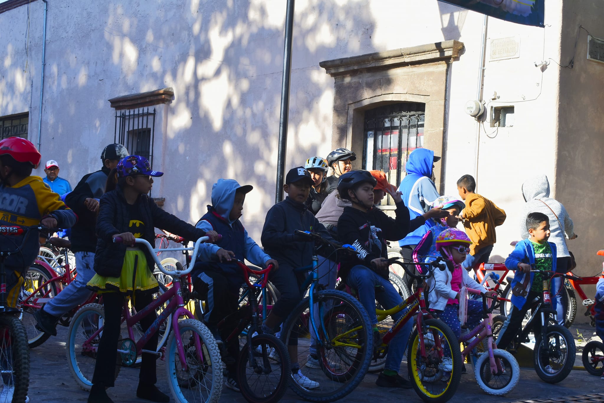 1699218600 326 Rodada infantil y juvenil Domingo familiar donde el Gobierno Municipal