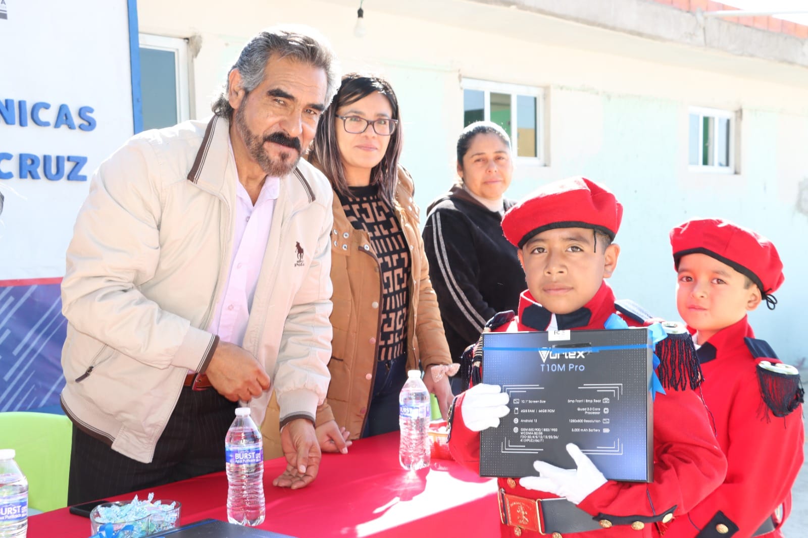 1699292230 200 Esta manana visitamos la escuela primaria Sor Juana Ines de