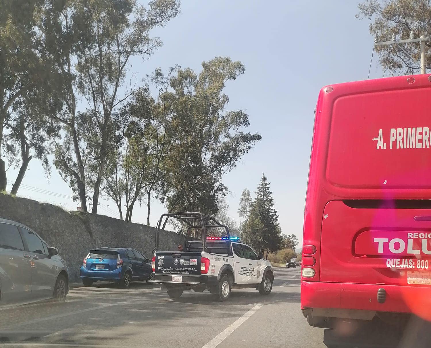 1699305789 279 Toma precauciones Trafico en la carretera Tenango Toluca a escasos metro