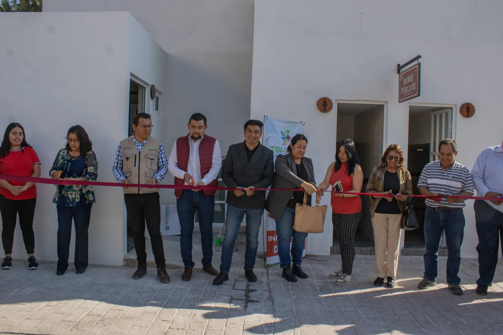 1699444908 Vecinas y vecinos el Ayuntamiento Municipal realizo la entrega de scaled