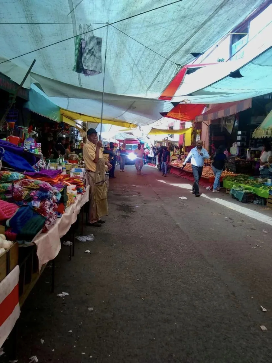 1699460404 La LineaDeVida en el tianguis de los dias martes representa