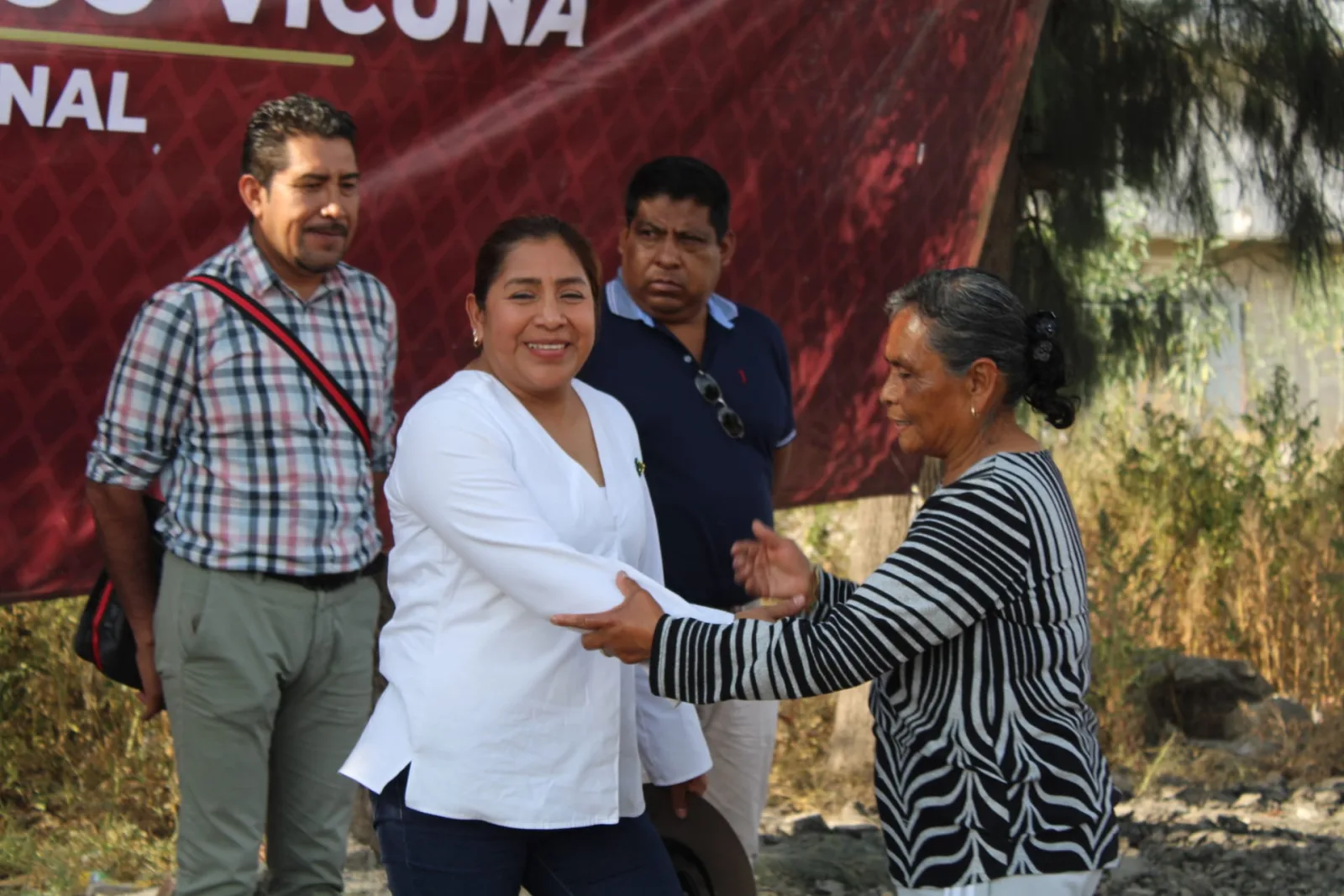 1699536771 INAUGURACION DRENAJE SANITARIO En un ambiente lleno de alegria y scaled