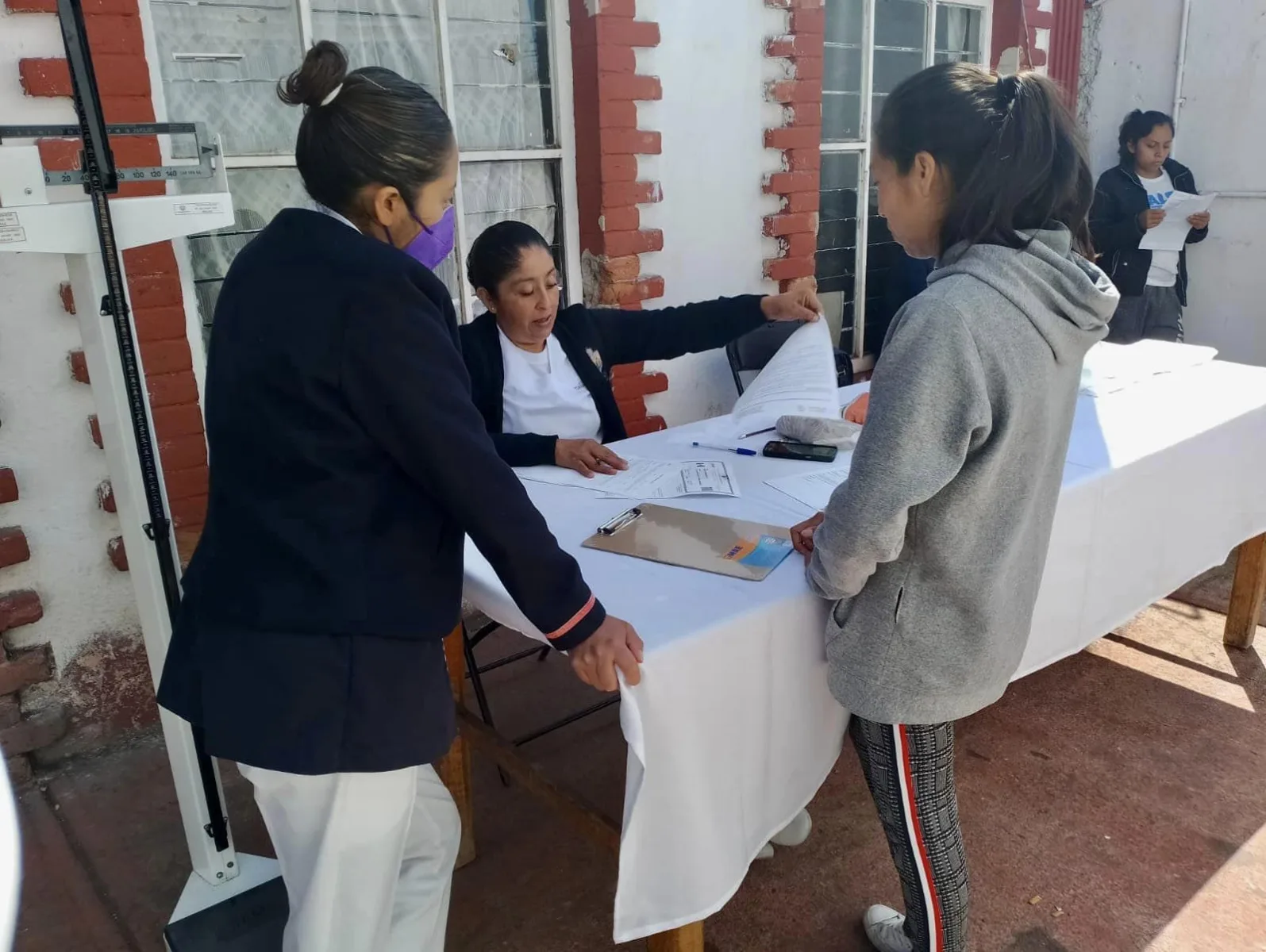 1699539511 983 Llevamos a cabo una jornada medica mas ahora en Coatepec